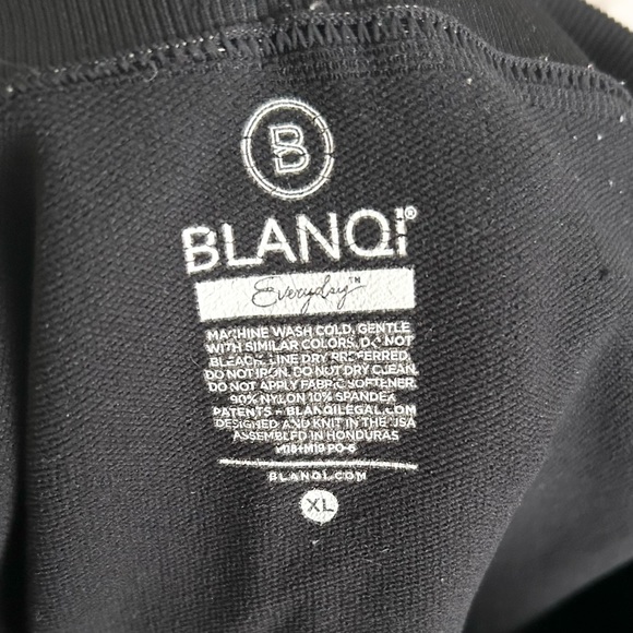 Blanqi Black Maternity Leggings - Picture 4 of 4